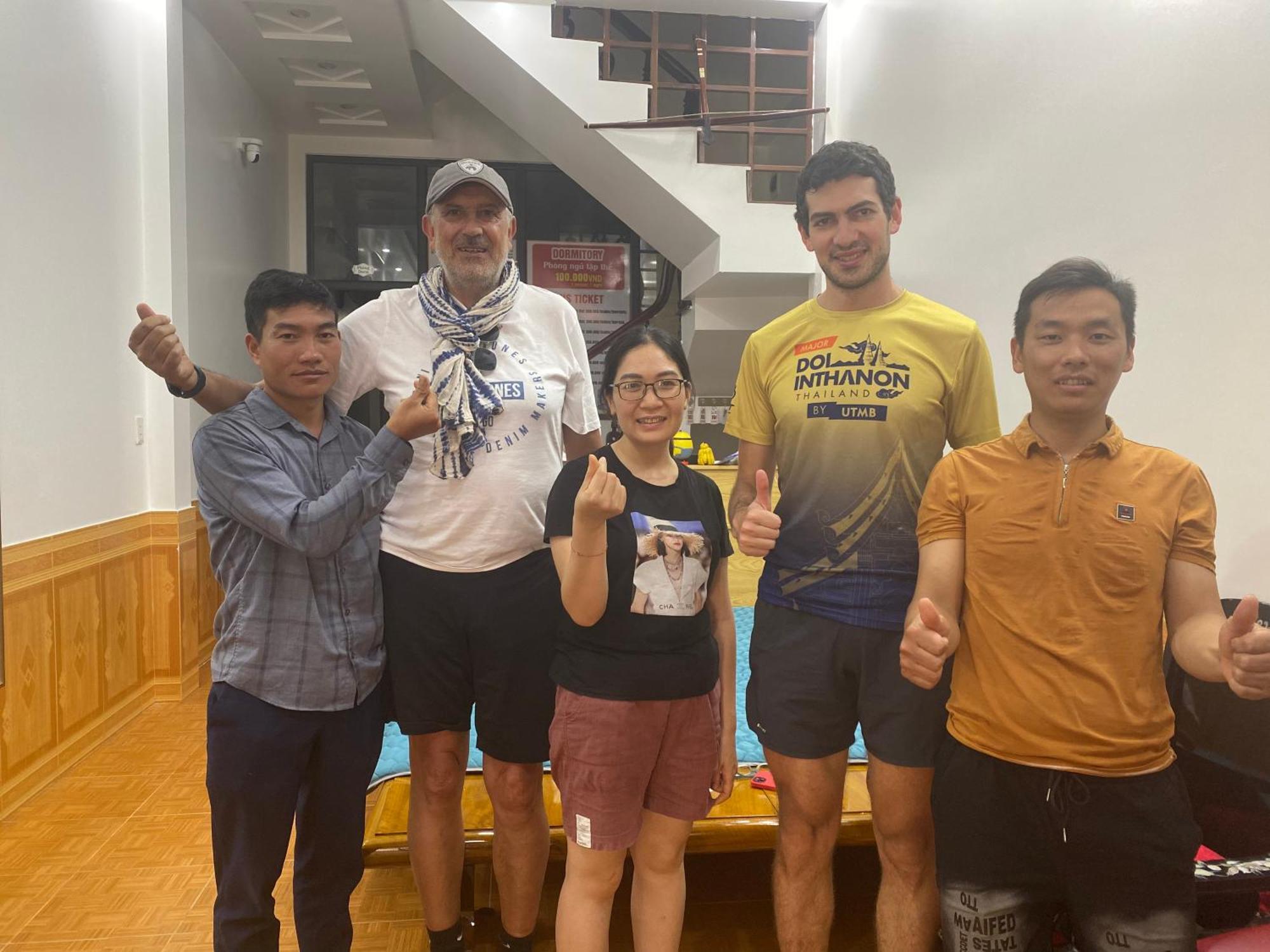 Hang Thuong Hostel - Motorbikes And Tour 하 기앙 외부 사진